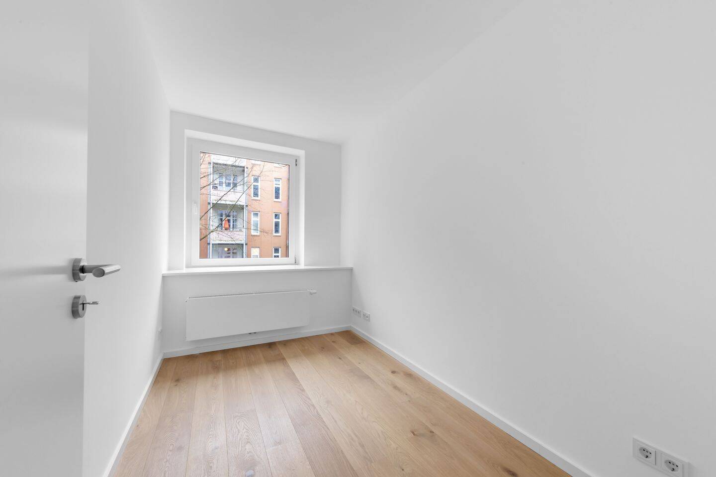 Property thumbnail 8