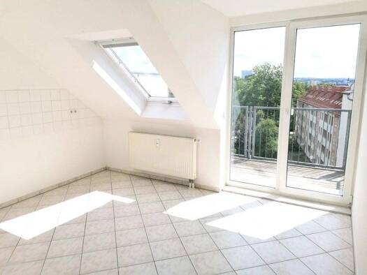 Wohnung zur Miete 470 € 3 Zimmer 80 m² 4. Geschoss frei ab sofort Salzstraße 24 Schloßchemnitz Chemnitz 09113