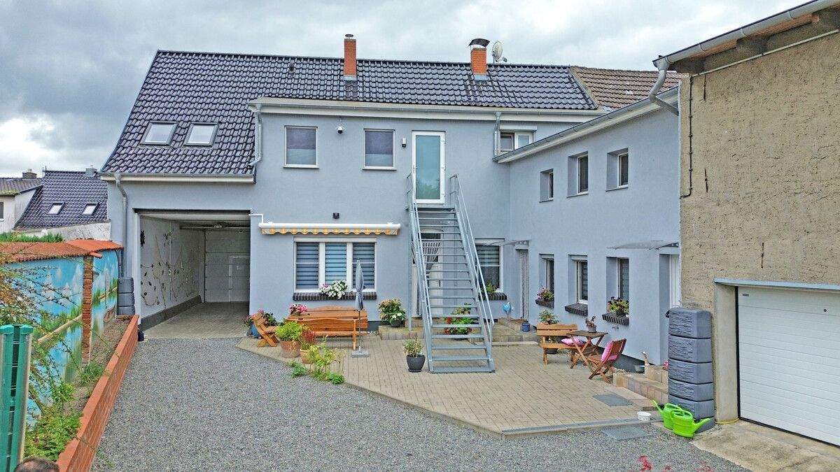 Haus zum Kauf - Ansicht 2