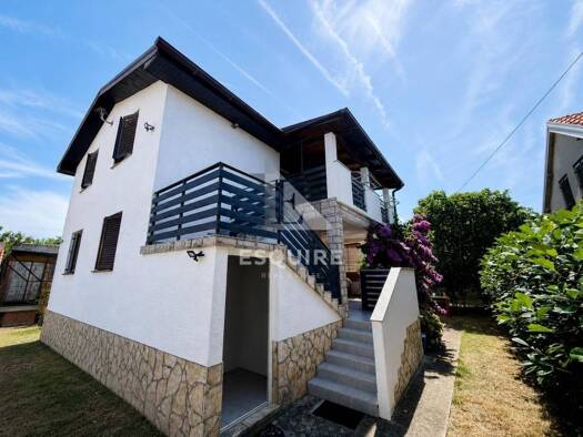 Haus zum Kauf 360.000 € 6 Zimmer 140 m² Privlaka Privlaka