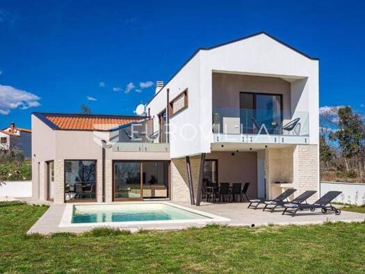 Haus zum Kauf 830.000 € 2 Zimmer 100 m² Krnica Rakalj