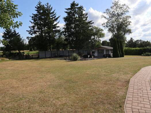 Mehrfamilienhaus zum Kauf 835.000 € 14 Zimmer 635 m² 4.180 m² Grundstück Wehe Rahden 32369