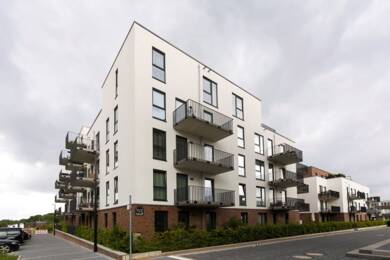Wohnung zur Miete 1.249 € 3 Zimmer 89,8 m² 4. Geschoss frei ab 01.08.2025 Tartuer Straße 7 Neu - Hagen Lüneburg 21337