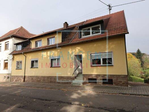 Reihenendhaus zum Kauf provisionsfrei 299.000 € 9 Zimmer 253,5 m² 792 m² Grundstück Quierschied 66287