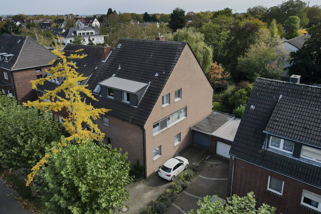 Mehrfamilienhaus zum Kauf 649.000 € 11 Zimmer 272 m²<br/>Wohnfläche 728 m²<br/>Grundstück Dormagen - Mitte Dormagen 41539