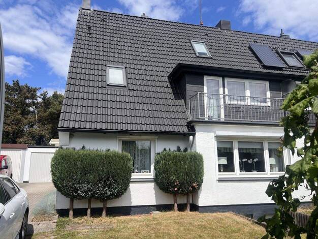 Doppelhaushälfte zum Kauf provisionsfrei 599.000 € 5,5 Zimmer 94 m² 579 m² Grundstück Langenhorn Hamburg 22415