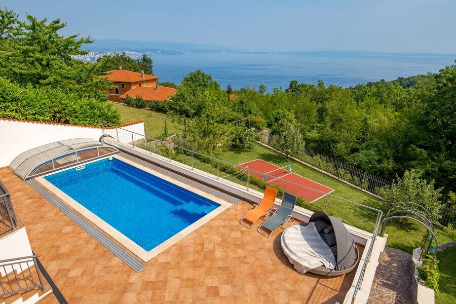 Villa zum Kauf 978.500 € 6 Zimmer 190 m²<br/>Wohnfläche 1.220 m²<br/>Grundstück Opatija 51410