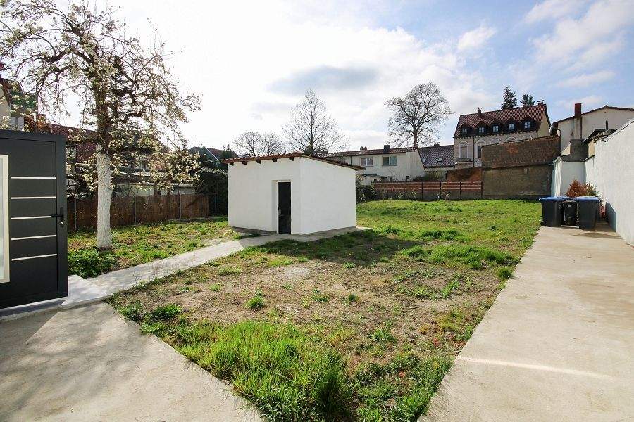 Immobilie in Burg - Burg bei Magdeburg: Charmantes Mehrfamilienhaus mit solider Rendite! - Bild 1