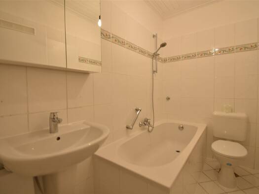 Wohnung zur Miete 845 € 2 Zimmer 60 m² EG frei ab sofort Gnesener Straße 6 Hassels Düsseldorf 40599
