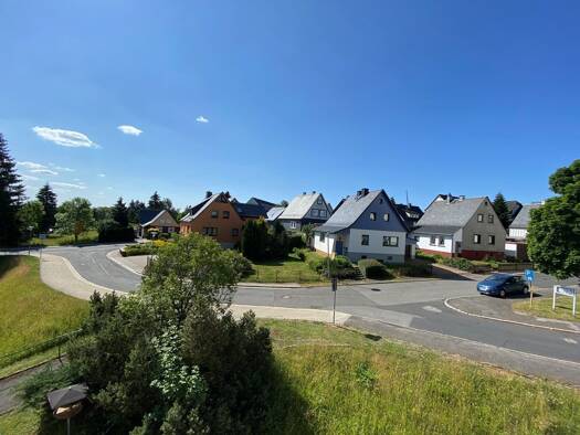 Wohnung zur Miete 398 € 3 Zimmer 57,3 m² 3. Geschoss frei ab 15.09.2026 Gräfenrodaer Straße 26 Oberhof 98559