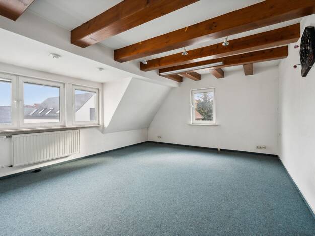 Haus zum Kauf 439.000 € 8 Zimmer 219 m² 346 m² Grundstück Heutingsheim Freiberg am Neckar 71691