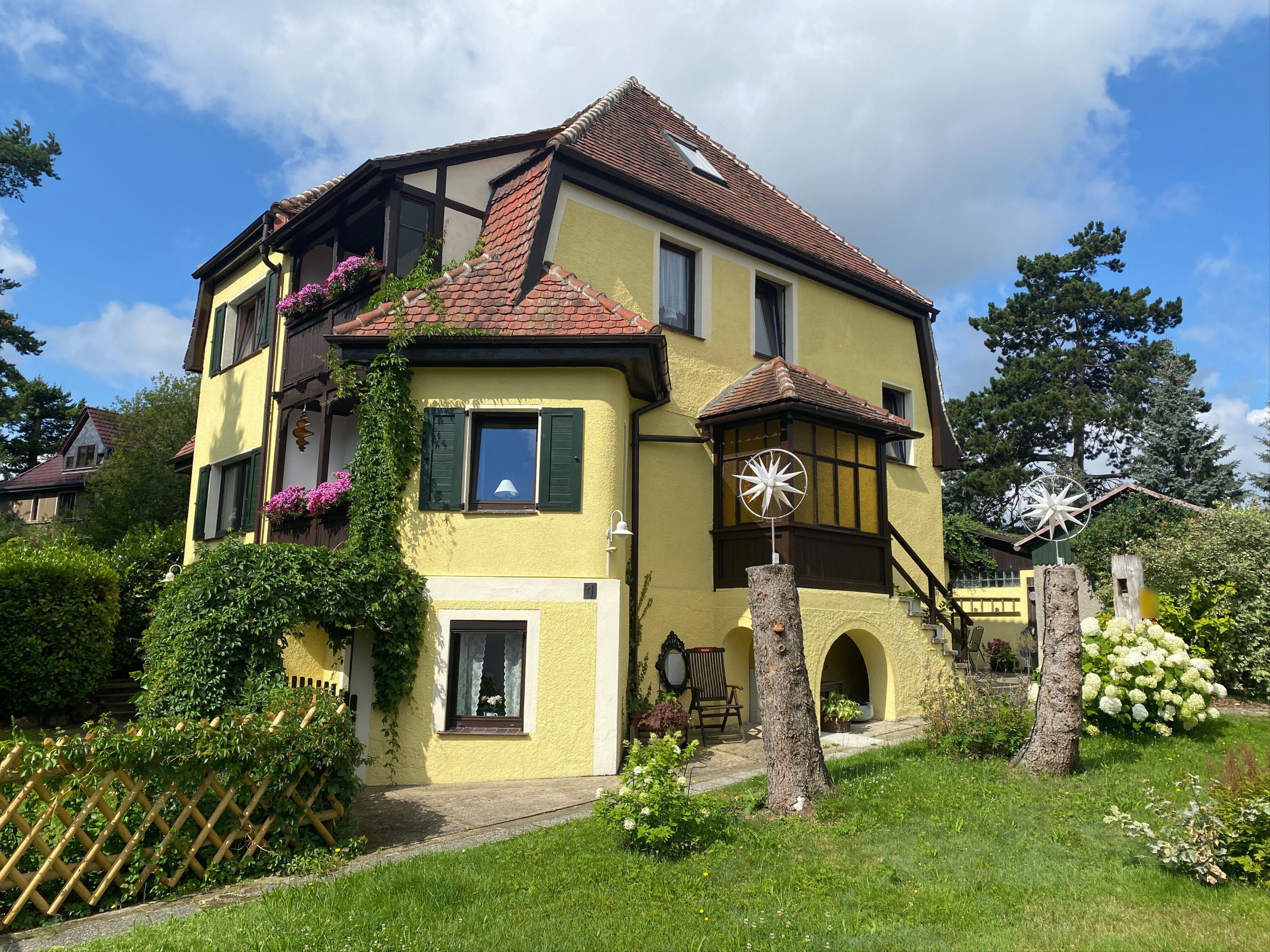 Villa zum Kauf 500.000 € 8 Zimmer 324,6 m²<br/>Wohnfläche 1.680 m²<br/>Grundstück Jonsdorf 02796