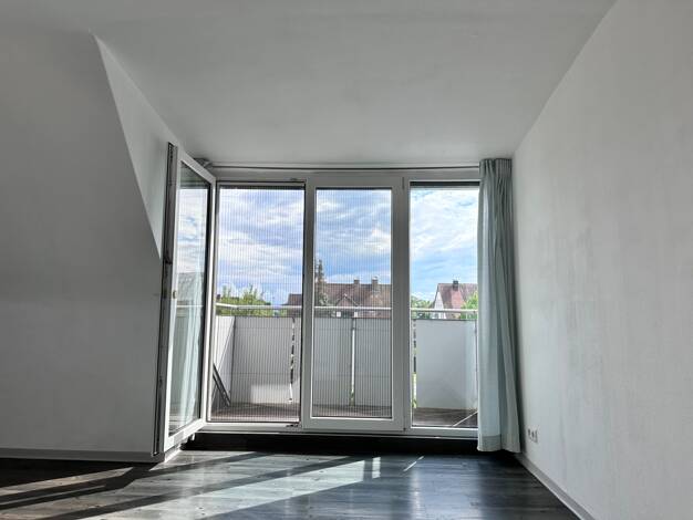 Wohnung zur Miete 600 € 2 Zimmer 46 m² Dachgeschoss frei ab sofort Fischbach Friedrichshafen 88048