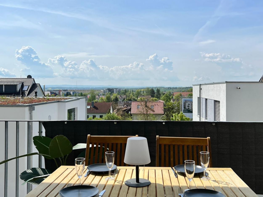 Wohnung zur Miete 1.300 € 3 Zimmer 82 m² Geschoss 1/3 frei ab sofort Max-Eyth-Straße Herrenberg 71083