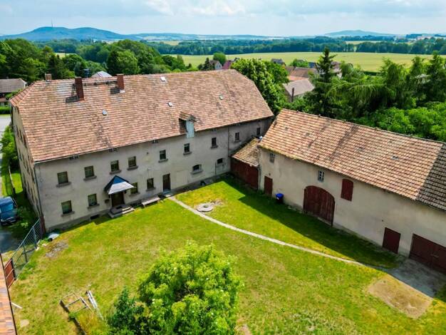 Bauernhaus zum Kauf 280.000 € 14 Zimmer 300 m² 5.416 m² Grundstück Eiserode Löbau 02708