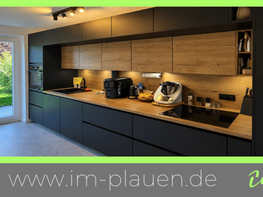 Wohnung zur Miete 1.100 € 4 Zimmer 112,2 m² 2. Geschoss frei ab 01.09.2026 Burgstraße Westend Plauen 08523