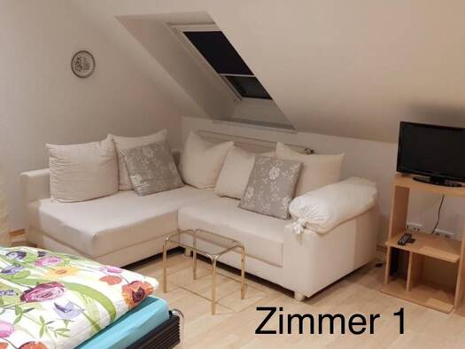 Wohnung zur Miete 300 € 1 Zimmer 20 m² Geschoss 1/2 frei ab sofort Lehrte 31275