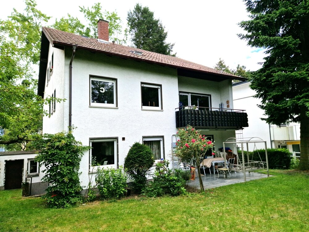 Mehrfamilienhaus zum Kauf als Kapitalanlage geeignet 900.000 € 10 Zimmer 241,8 m²<br/>Wohnfläche 542 m²<br/>Grundstück Holbeinstraße Wiesbaden 65195