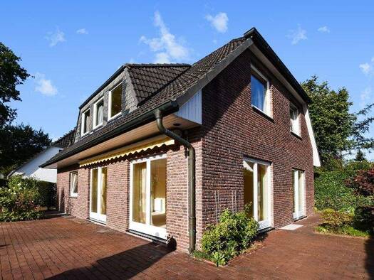 Einfamilienhaus zum Kauf 1.075.000 € 5 Zimmer 148 m² 701 m² Grundstück Wellingsbüttel Hamburg 22391