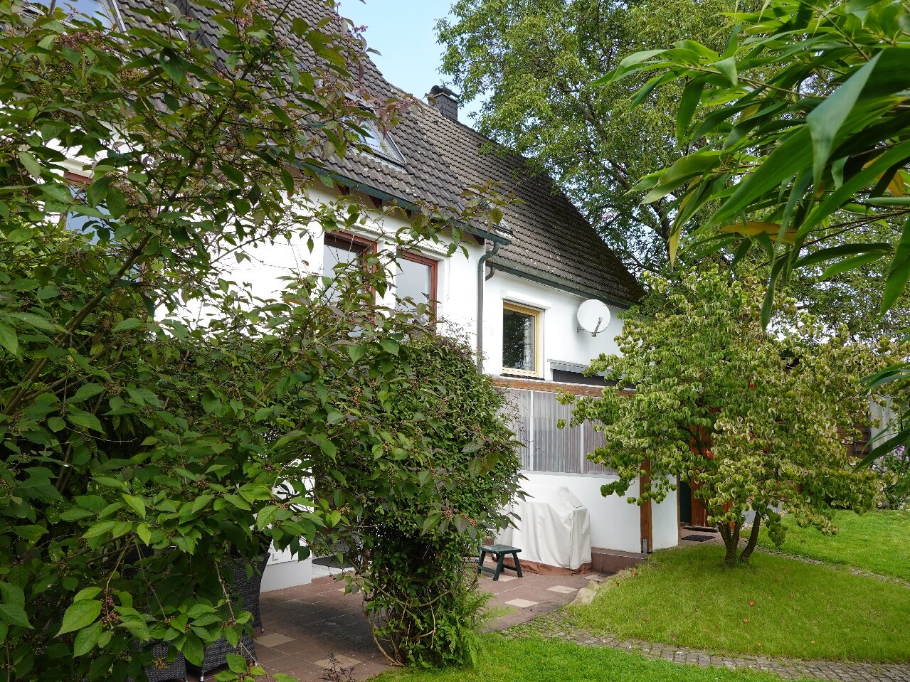 Mehrfamilienhaus zum Kauf 439.000 € 8 Zimmer 204 m²<br/>Wohnfläche 1.049 m²<br/>Grundstück Lichtendorf Schwerte 58239