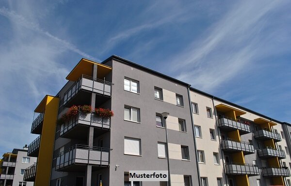 Mehrfamilienhaus zum Kauf 350.000 € 1 Zimmer 200 m²<br/>Wohnfläche 575 m²<br/>Grundstück Stadtwerke Bielefeld 33613