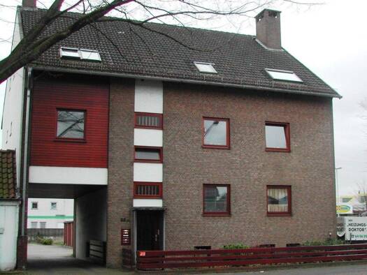 Wohnung zur Miete 650 € 3 Zimmer 88 m² 1. Geschoss frei ab 01.04.2026 Lindenstr.  88A Fähr-Lobbendorf Bremen 28755