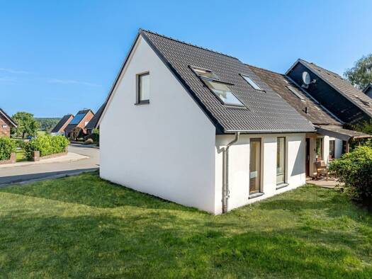 Einfamilienhaus zum Kauf 219.500 € 2 Zimmer 55,7 m² 610 m² Grundstück Münsterdorf 25587