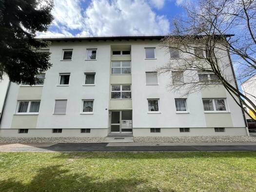 Wohnung zum Kauf 195.000 € 3 Zimmer 74 m² 2. Geschoss frei ab 01.12.2025 Straubing 94315