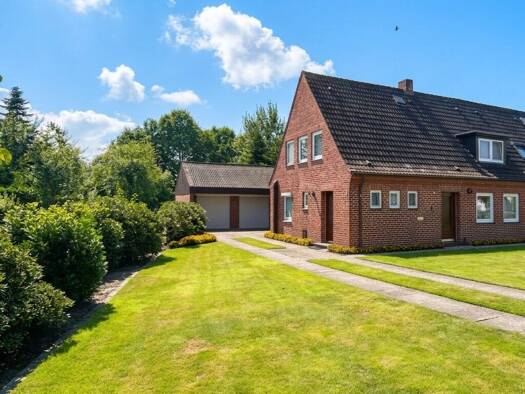 Doppelhaushälfte zum Kauf 190.900 € 6 Zimmer 133 m² 1.626 m² Grundstück Diekhusen-Fahrstedt 25709