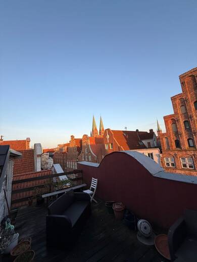 Wohnung zur Miete 910 € 2 Zimmer 60,9 m² Dachgeschoss frei ab sofort Beckergrube 90 Innenstadt Lübeck 23552