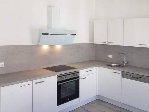 Wohnung zur Miete 1.035 € 4 Zimmer 126,1 m² 3. Geschoss frei ab 01.04.2026 Leipziger Straße 41 Innenstadt Zwickau 08056