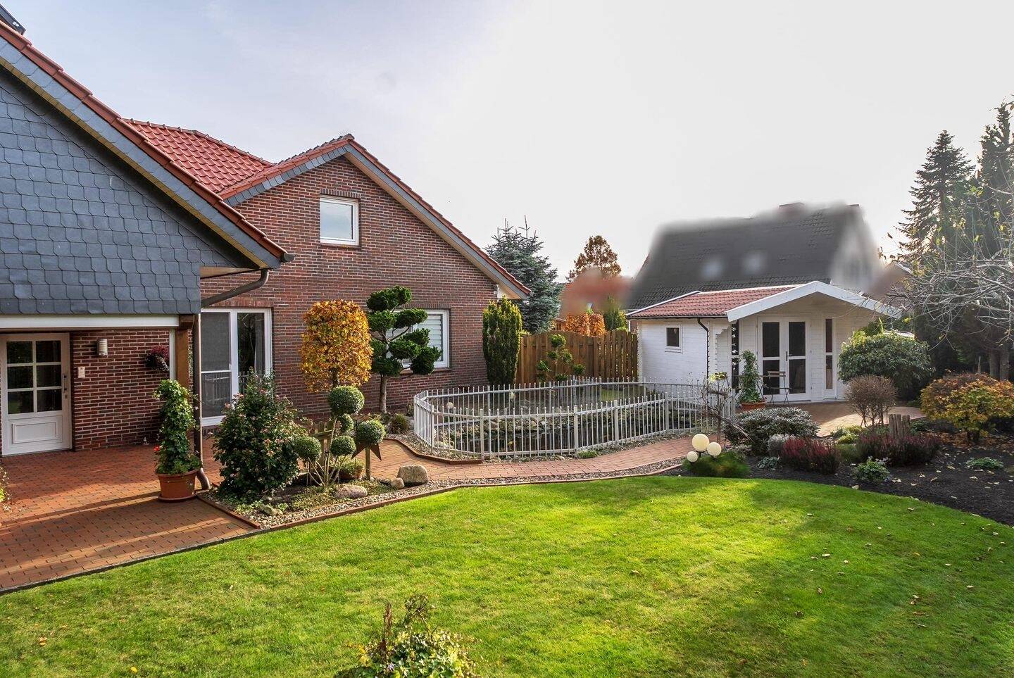 Immobilie in Edewecht - Modernes Mehrgenerationenhaus mit Einliegerwohnung - Bild 3