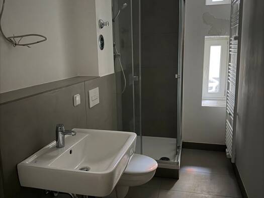 Wohnung zur Miete 751 € 2 Zimmer 54,6 m² EG Ufnaustraße 3 Moabit Mitte 10553