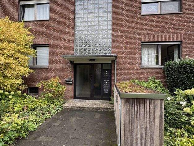 Wohnung zum Kauf provisionsfrei 235.000 € 2 Zimmer 82 m² 1. Geschoss Liebigstraße 19 Stadionviertel Neuss 41464