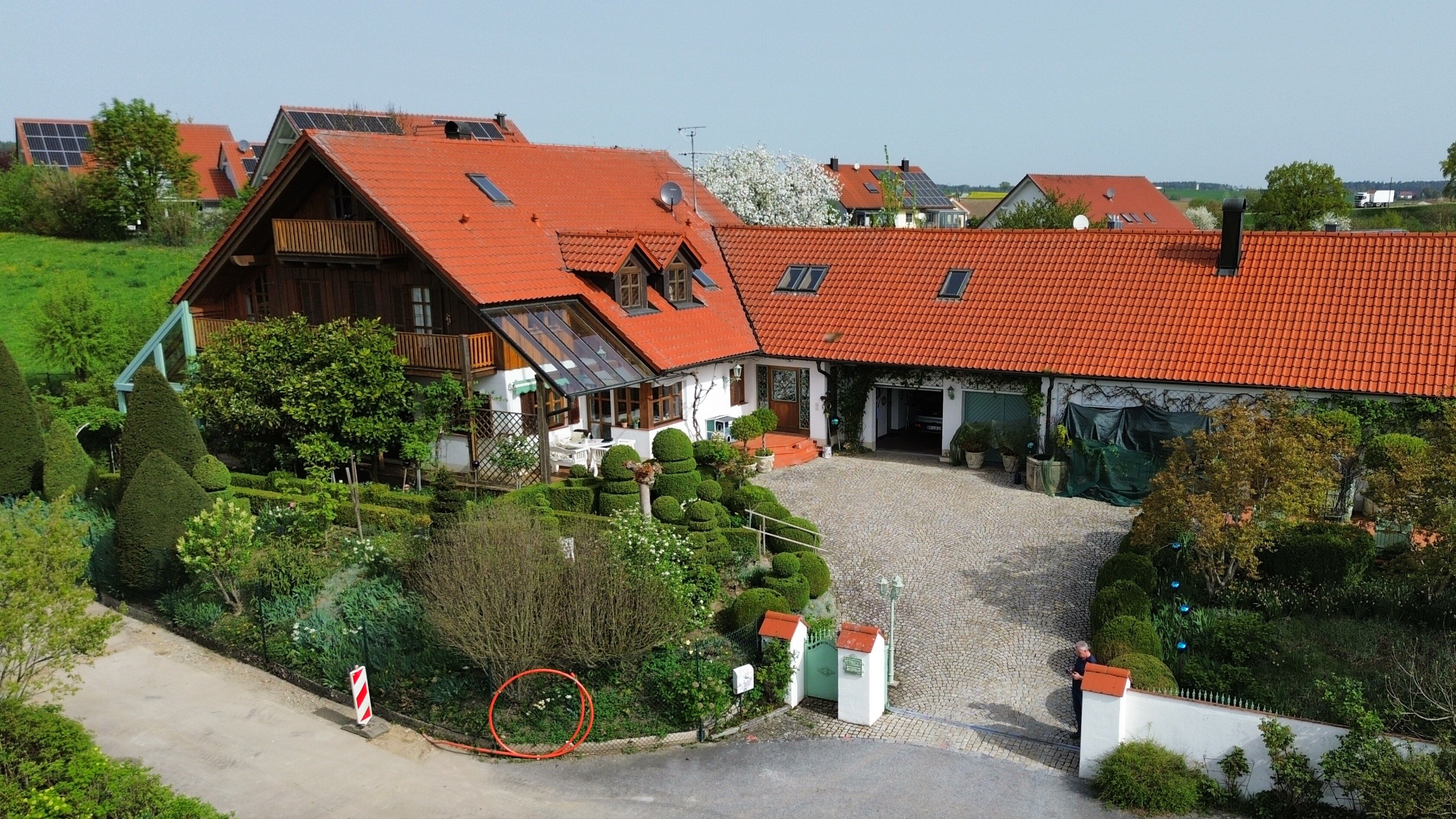 Einfamilienhaus zum Kauf 980.000 € 7 Zimmer 320 m²<br/>Wohnfläche 3.400 m²<br/>Grundstück Thürnthenning Thürnthenning 84164