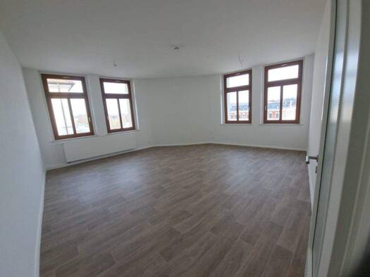 Wohnung zur Miete 660 € 3 Zimmer 120 m² 2. Geschoss Meerane 08393