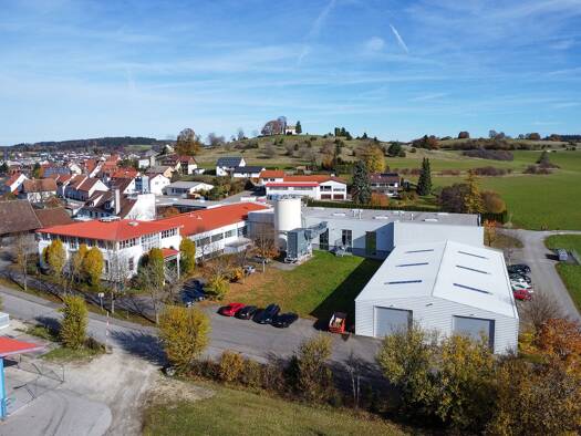 Lagerhalle zum Kauf provisionsfrei 6.927 m² Lagerfläche teilbar ab 2.000 m² Obere Dorfstraße Obernheim 72364