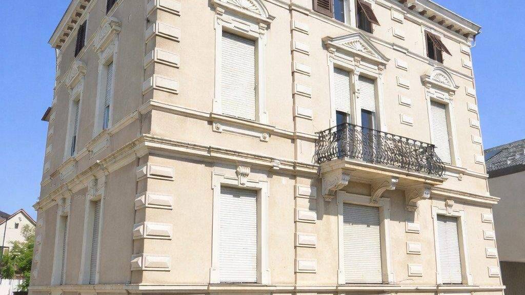 Mehrfamilienhaus zum Kauf 850.000 € 15 Zimmer 396 m² 221 m² Grundstück frei ab 01.03.2026 Groß-Gerau Groß Gerau 64521