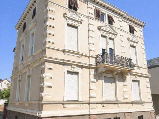 Mehrfamilienhaus zum Kauf 850.000 € 15 Zimmer 396 m² 221 m² Grundstück frei ab sofort Groß-Gerau Groß-Gerau 64521