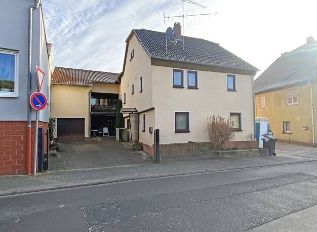 Einfamilienhaus zum Kauf 225.000 € 8 Zimmer 233 m² 281 m² Grundstück frei ab sofort Rück Elsenfeld 63820