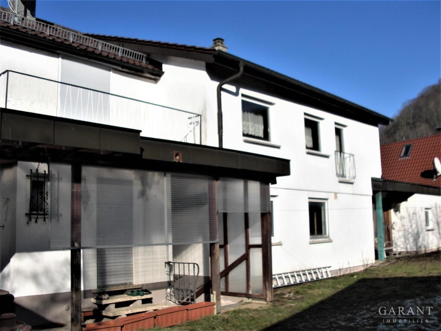 Mehrfamilienhaus zum Kauf 269.000 € 11 Zimmer 258 m²<br/>Wohnfläche 593 m²<br/>Grundstück Lautern Heubach 73540