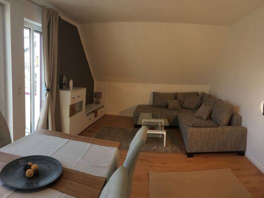 Wohnung zur Miete 1.890 € 3 Zimmer 92 m² Geschoss 1/2 frei ab sofort Ismaning 85737