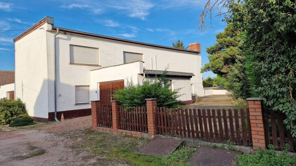 Einfamilienhaus zum Kauf 114.000 € 4 Zimmer 142 m² 2.560 m² Grundstück Zabitz Osternienburger Land 06386