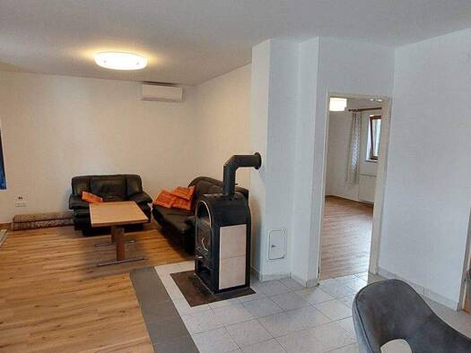 Wohnung zur Miete 770 € 2 Zimmer 69,4 m² Potzneusiedl 2473