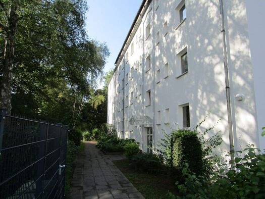 Wohnung zur Miete 389 € 2 Zimmer 42,8 m² 2. Geschoss frei ab 16.03.2026 Gabelsbergerstr. 17 Braunschweig 38118