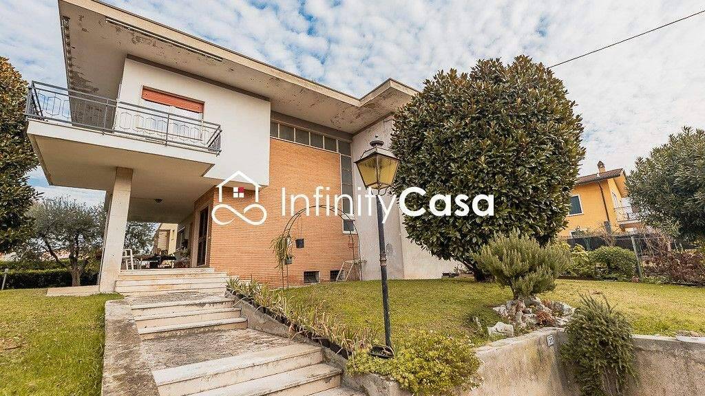 Wohnung zum Kauf 379.000 € 4 Zimmer 94,3 m² EG Lazise 37017