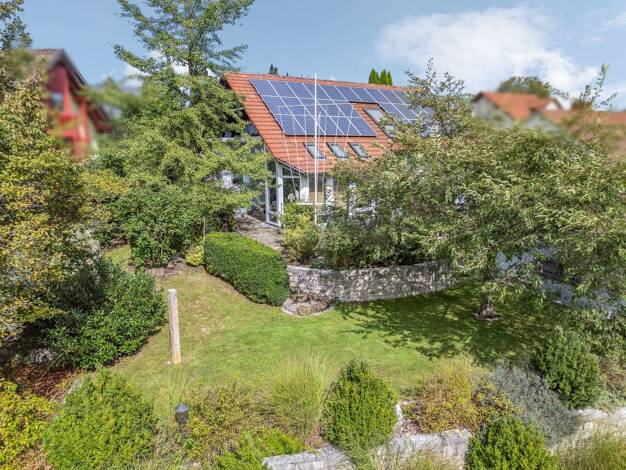 Einfamilienhaus zum Kauf 690.000 € 7 Zimmer 180 m² 720 m² Grundstück Deutenberg - Dauchinger Straße Villingen-Schwenningen 78056