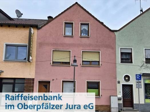 Reihenmittelhaus zum Kauf 349.000 € 10 Zimmer 213 m² 203 m² Grundstück frei ab 01.07.2026 Burglengenfeld 93133