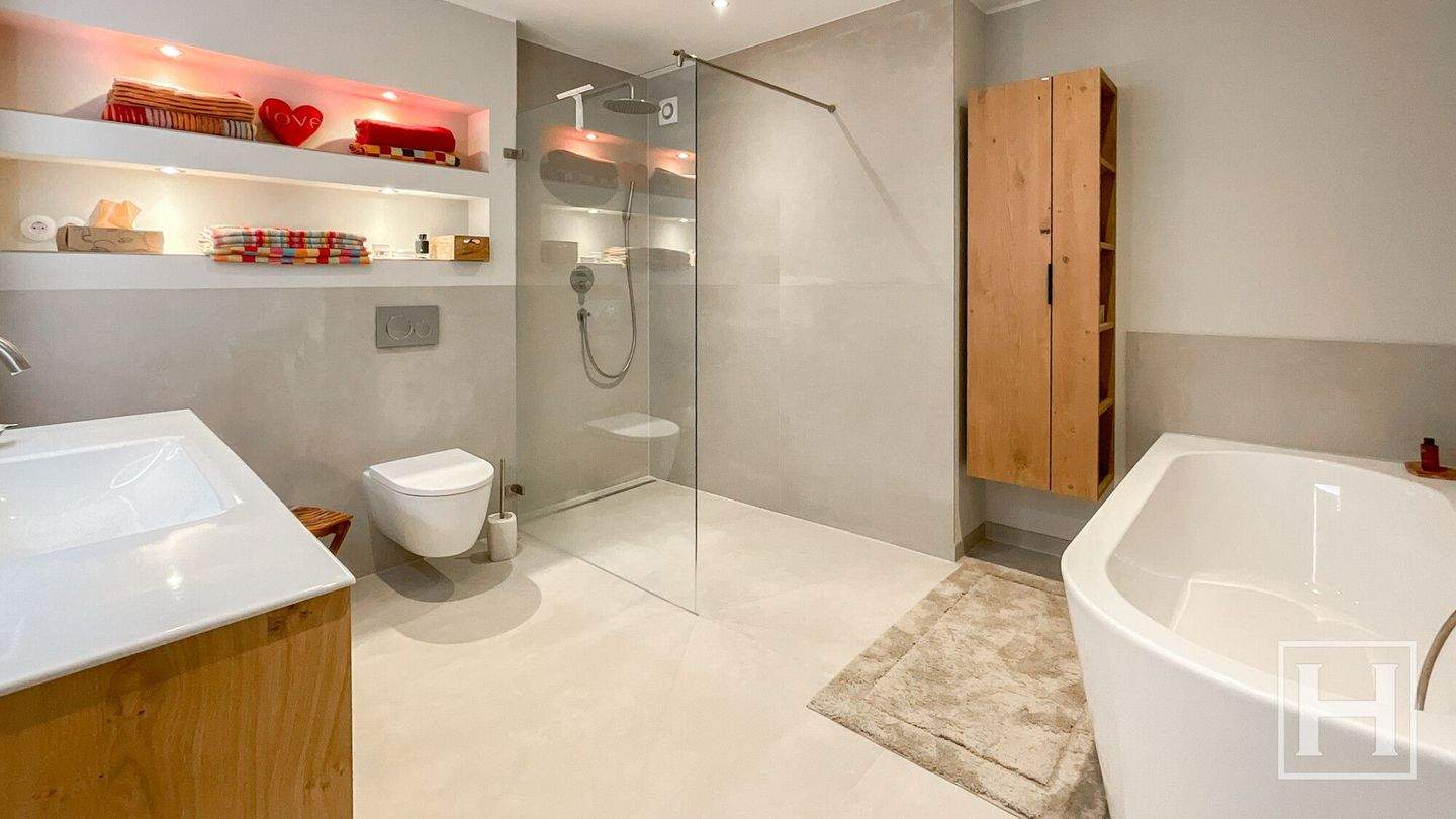 Immobilie in Heidmoor - Einzigartiges Landhaus mit Herz - Bild 2