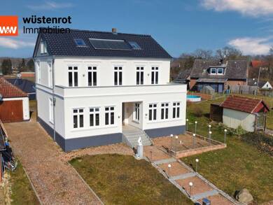 Villa zum Kauf 1.048.000 € 13 Zimmer 369 m² 1.749 m² Grundstück Süsel Süsel 23701